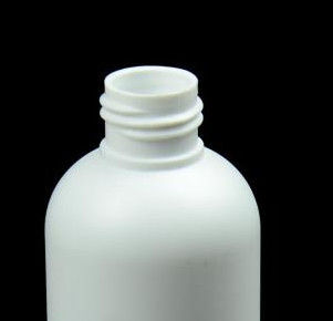 250ml modificó los envases de plástico para requisitos particulares finos de la botella plástica blanca del HDPE del color 24/410