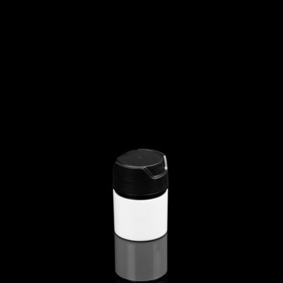 Cilindro claro de la crema de cara alrededor de las botellas privadas de aire con la bomba de aluminio del tratamiento del final