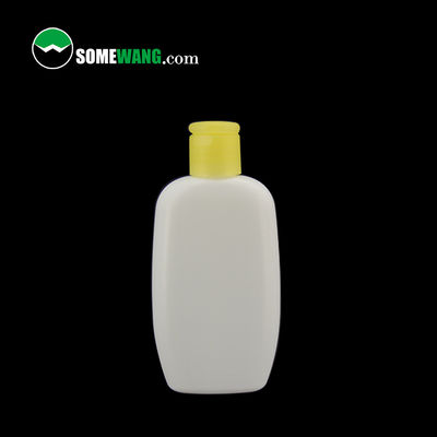 La botella plana 100ml 138ml 200ml del PE modificó la botella para requisitos particulares cosmética