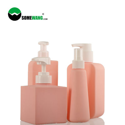 empaquetado cosmético de la botella de la loción de 150ml 250ml 350ml 360ml PE con el material de la suave al tacto